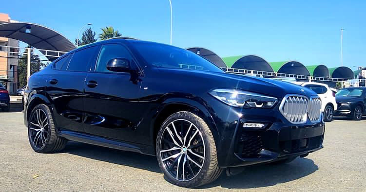 BMW X6 M-Sport X-Drive 35D 3.0L (panoramic roof)