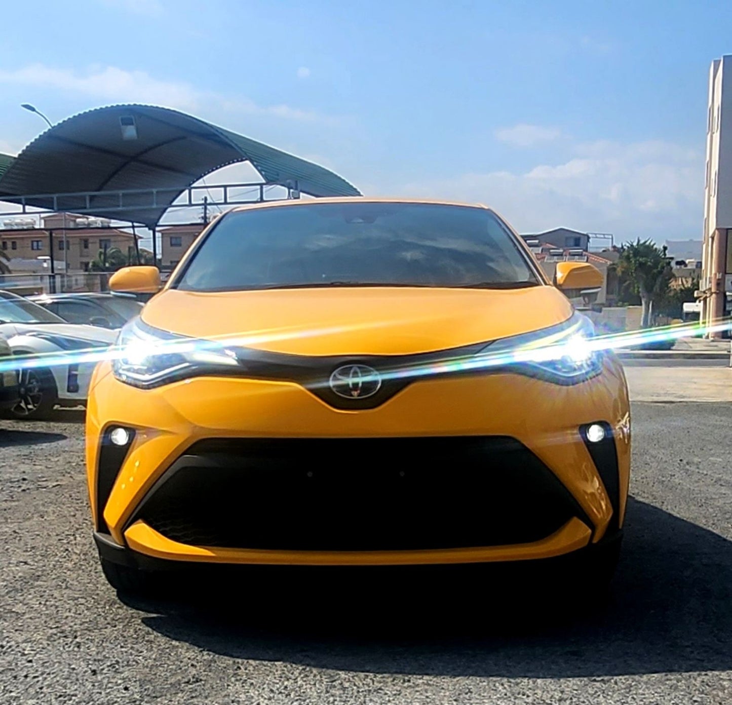 C-HR Hybrid 1.8L