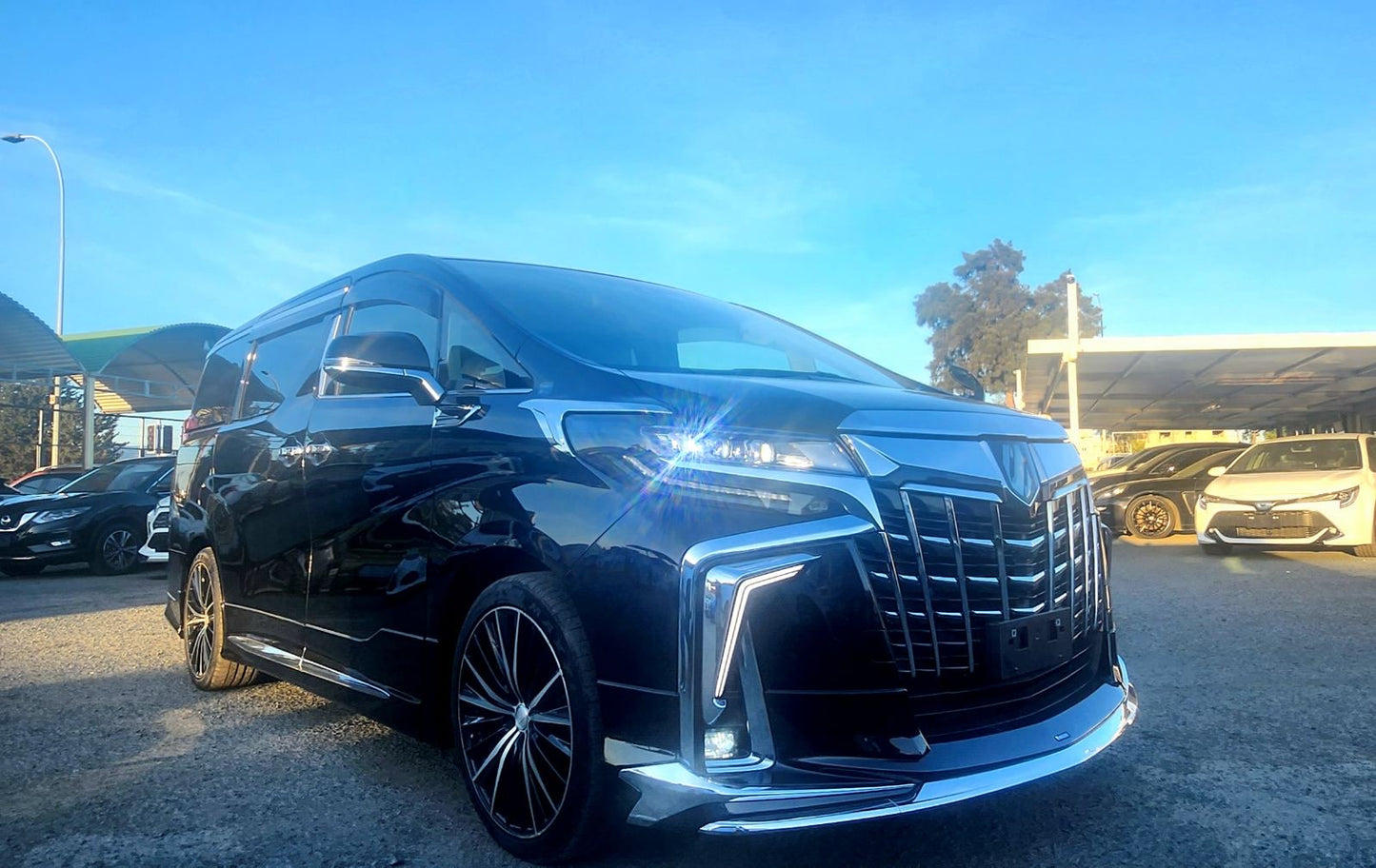 ALPHARD HYBRID MODELLISTA VIP 2.5L