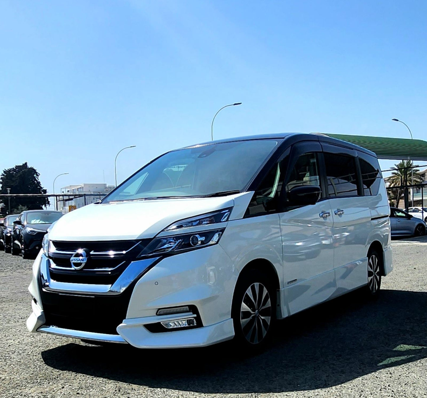 Serena Hybrid ✨Highway Star✨7-Seats 2,0L