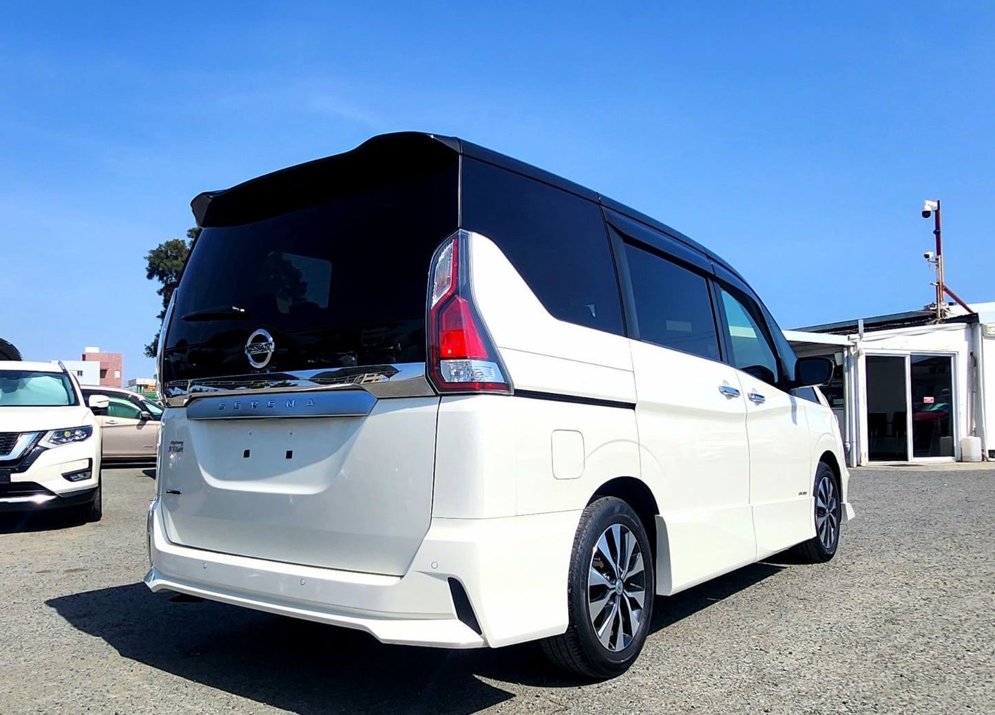 Serena Hybrid ✨Highway Star✨7-Seats 2,0L