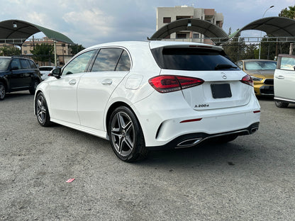 Mercedes Benz A200d