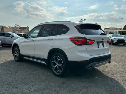 BMW X1 X-DRIVE 2.0i