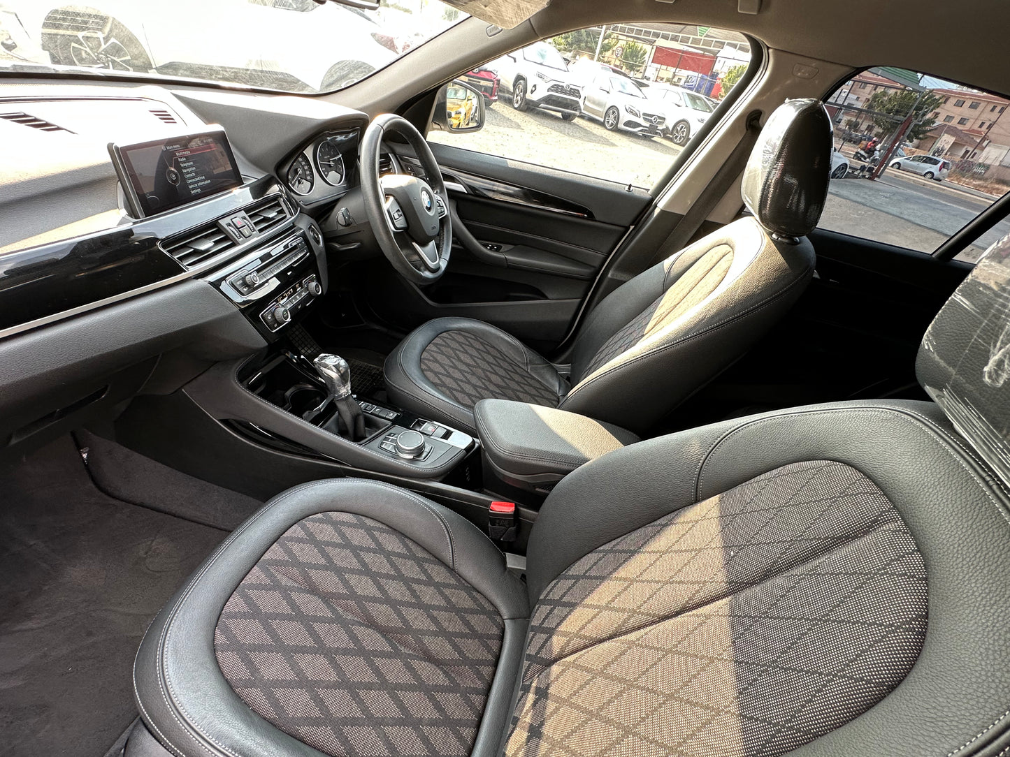 BMW X1 X-DRIVE 2.0i