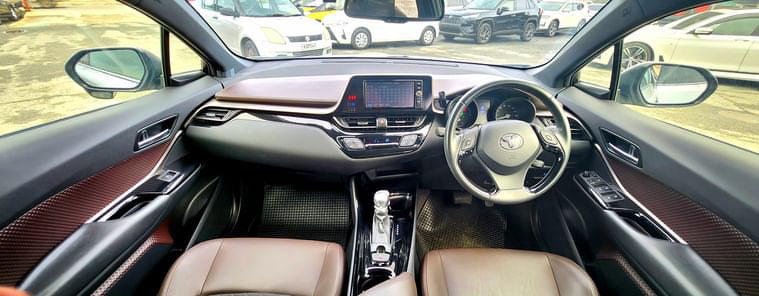 C-HR Hybrid 1.8L