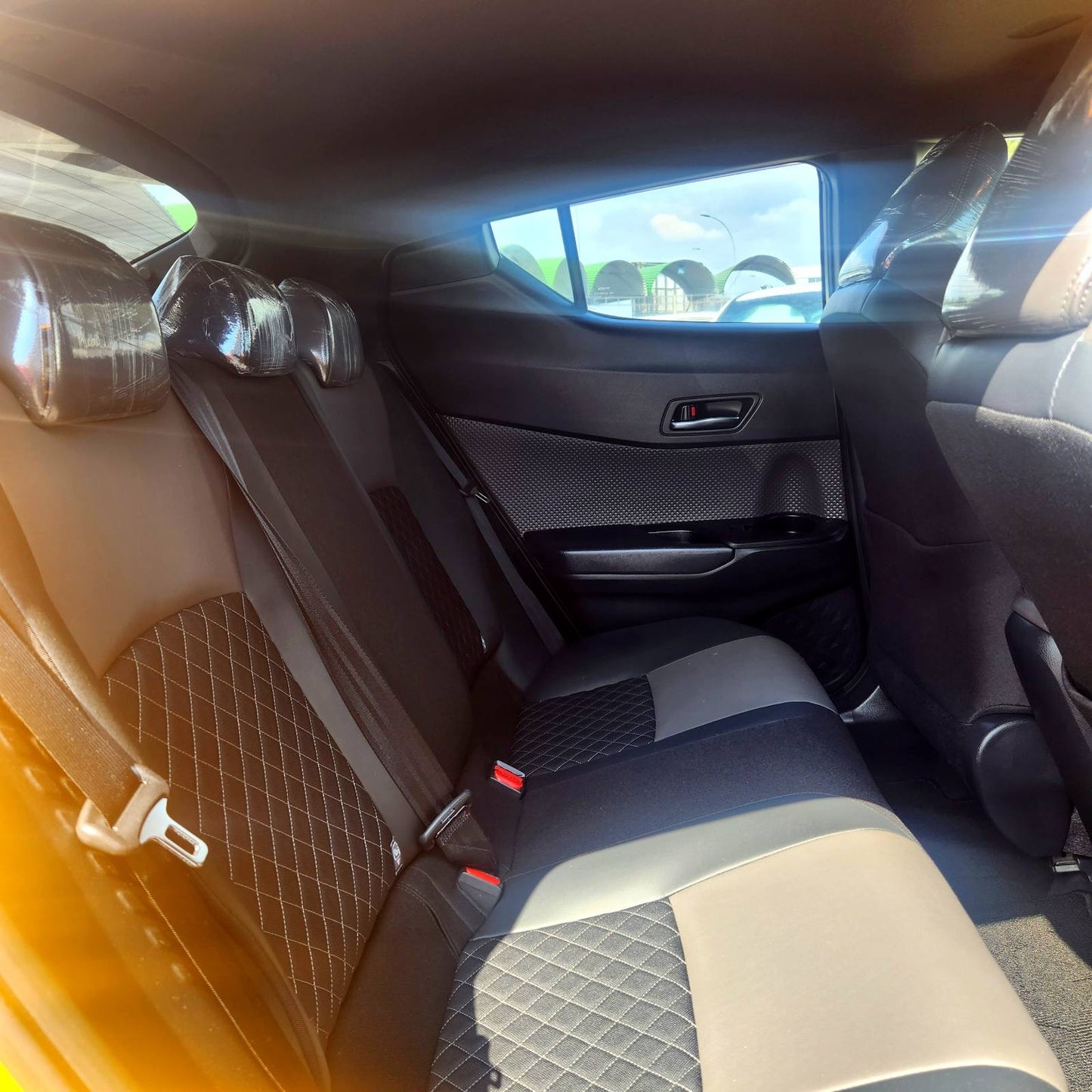 C-HR Hybrid 1.8L