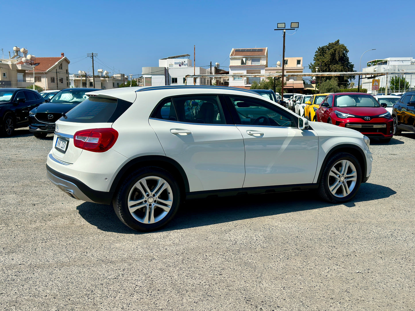 Mercedes Benz GLA 180