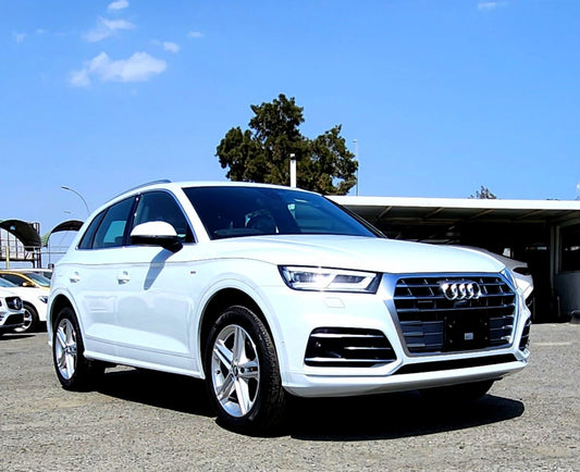 Q5 2.0L S-Line Quattro