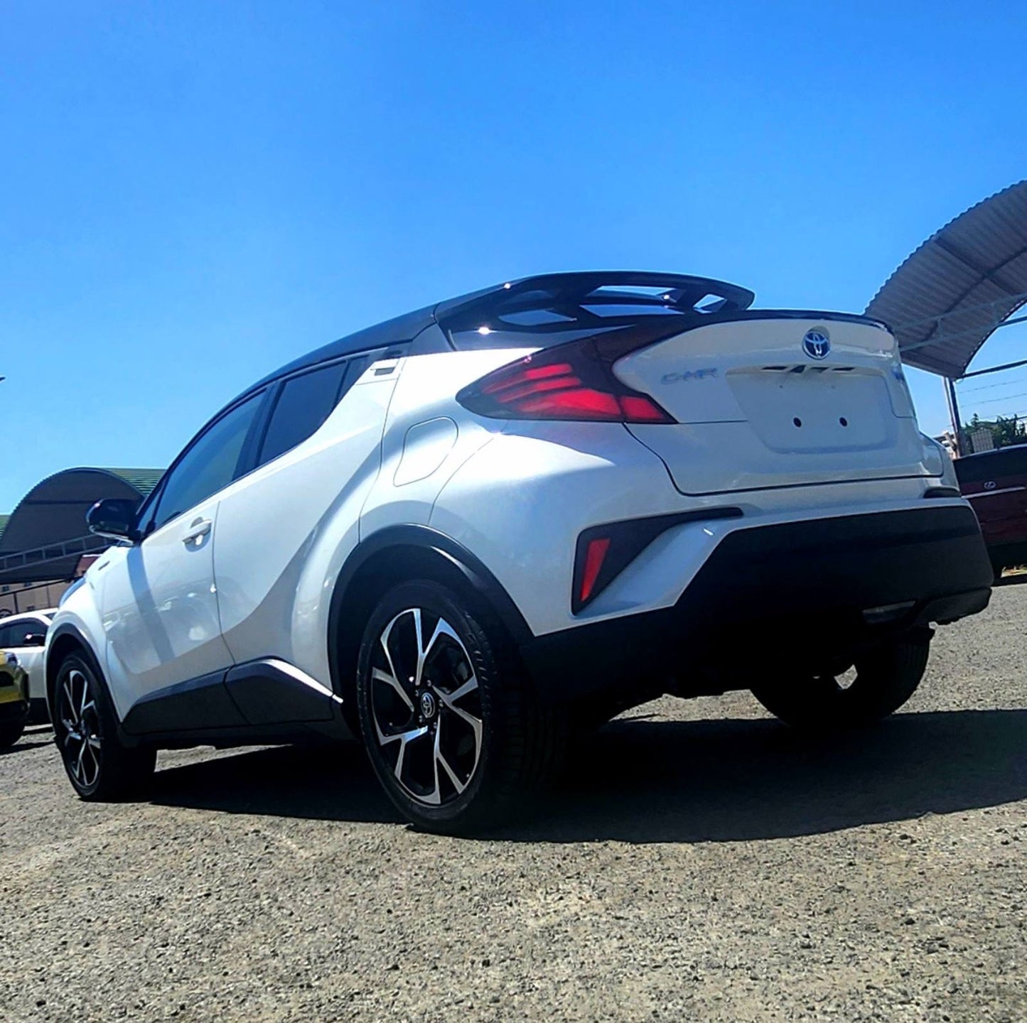 C-HR Hybrid 1.8L