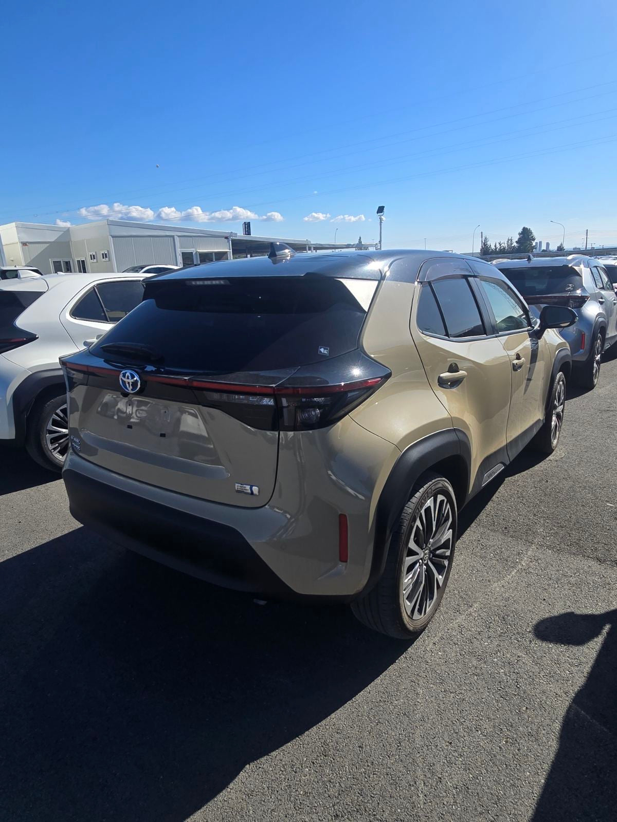 YARIS CROSS HYBRID 2023