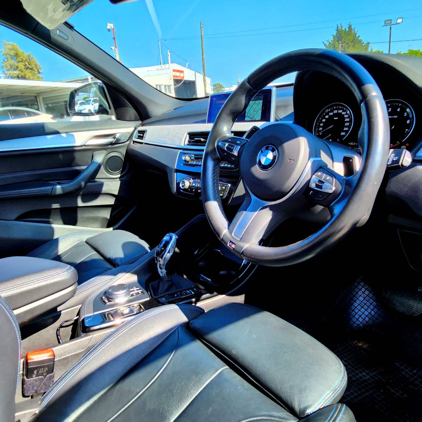 BMW X1 M-SPORT 2.0L