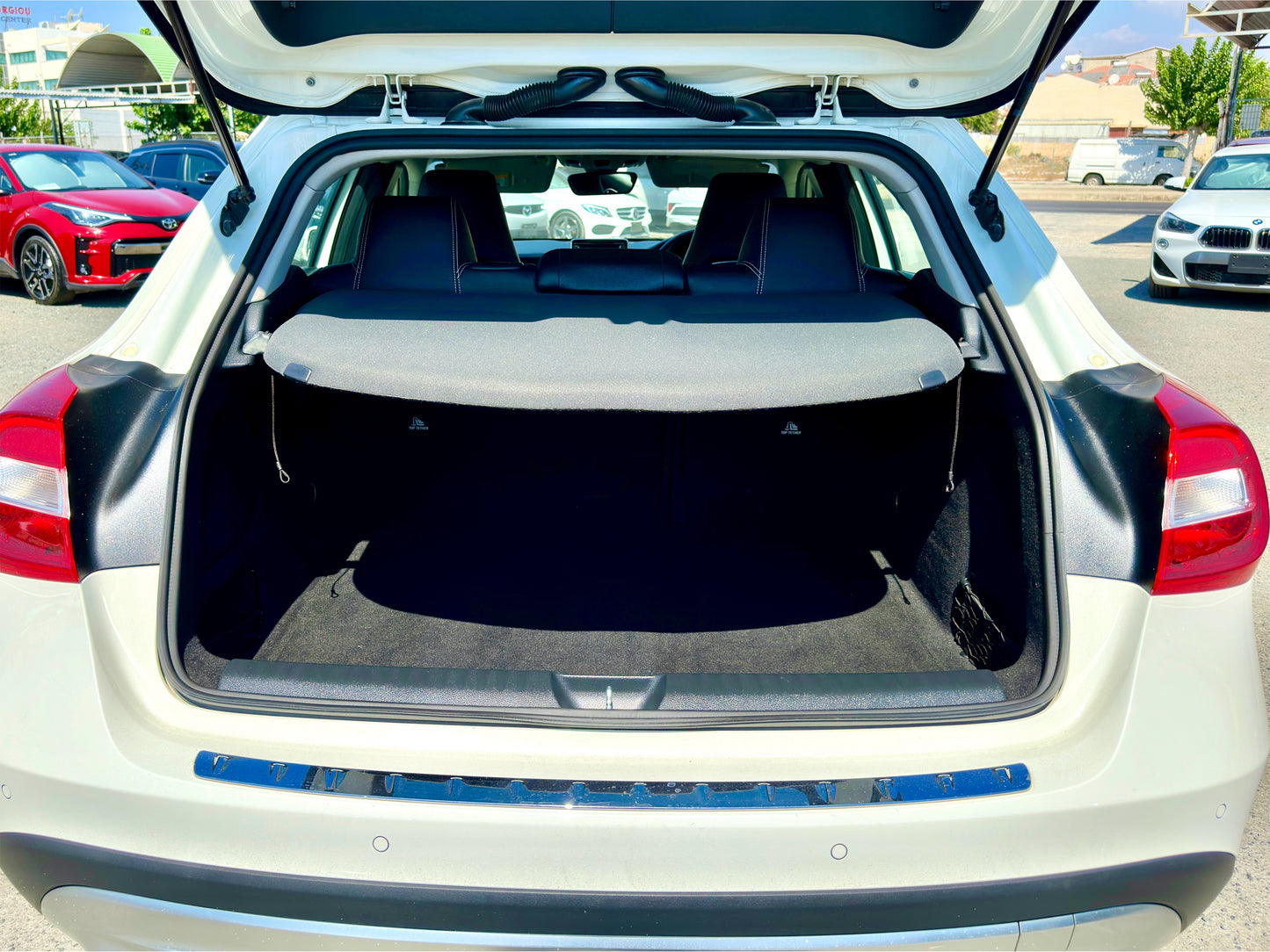 Mercedes Benz GLA 180