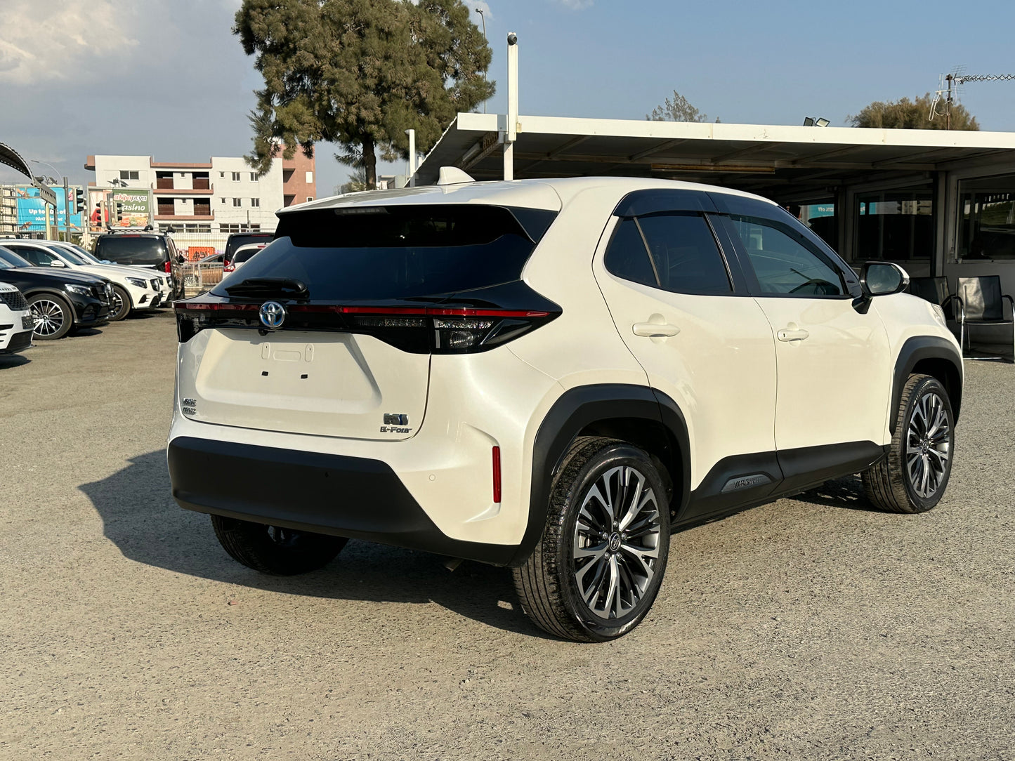 YARIS CROSS HYBRID 1.5L