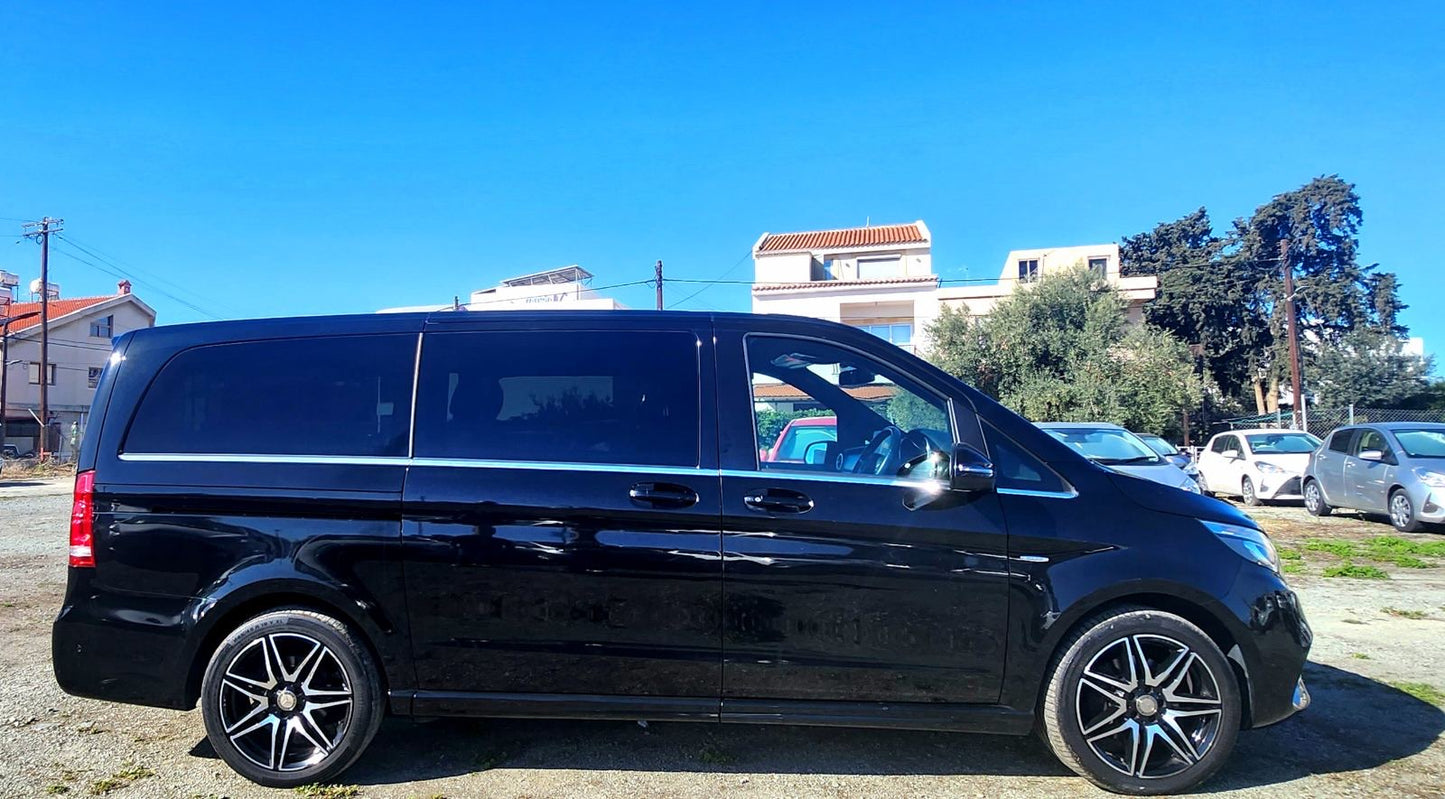 Mercedes Benz V-Class LONG Avantgarde PANORAMIC 7 Seats 2,2L