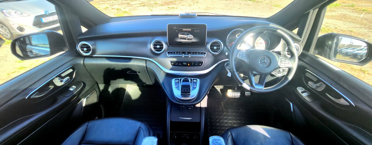 Mercedes Benz V-Class LONG Avantgarde PANORAMIC 7 Seats 2,2L