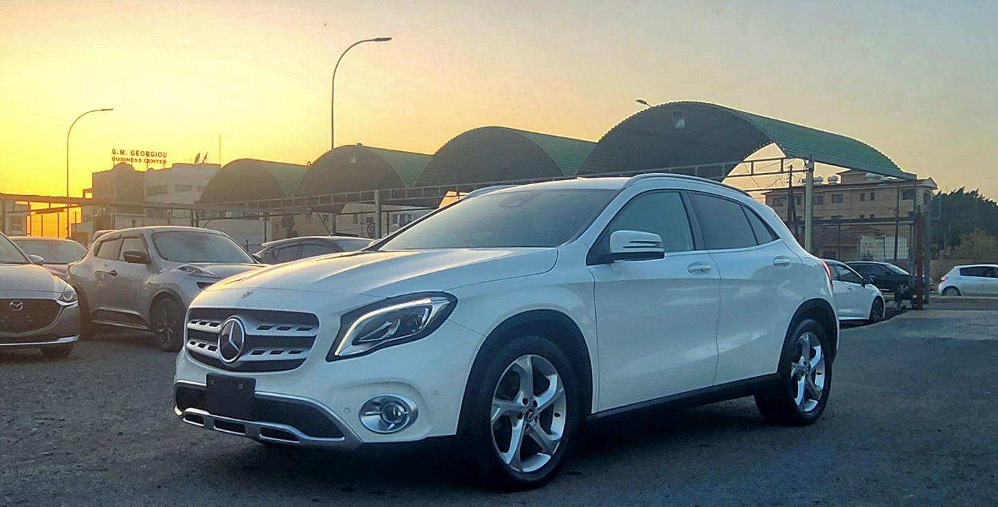 Mercedes Benz GLA AMG 4matic  2.0L
