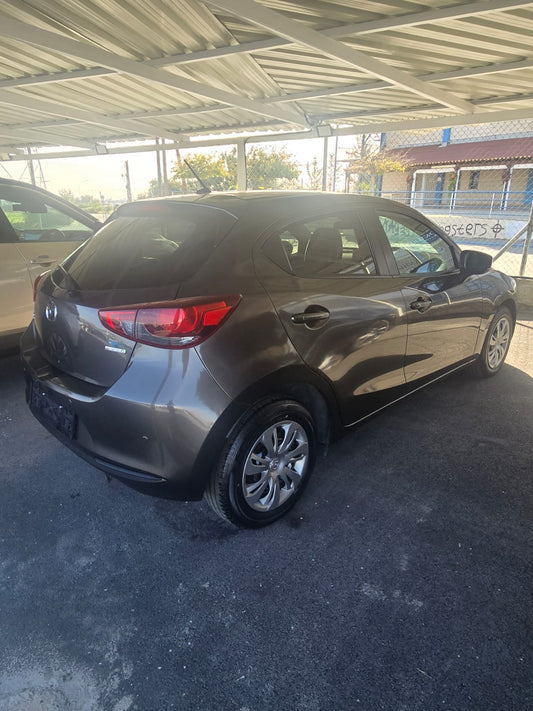 MAZDA 2 2022