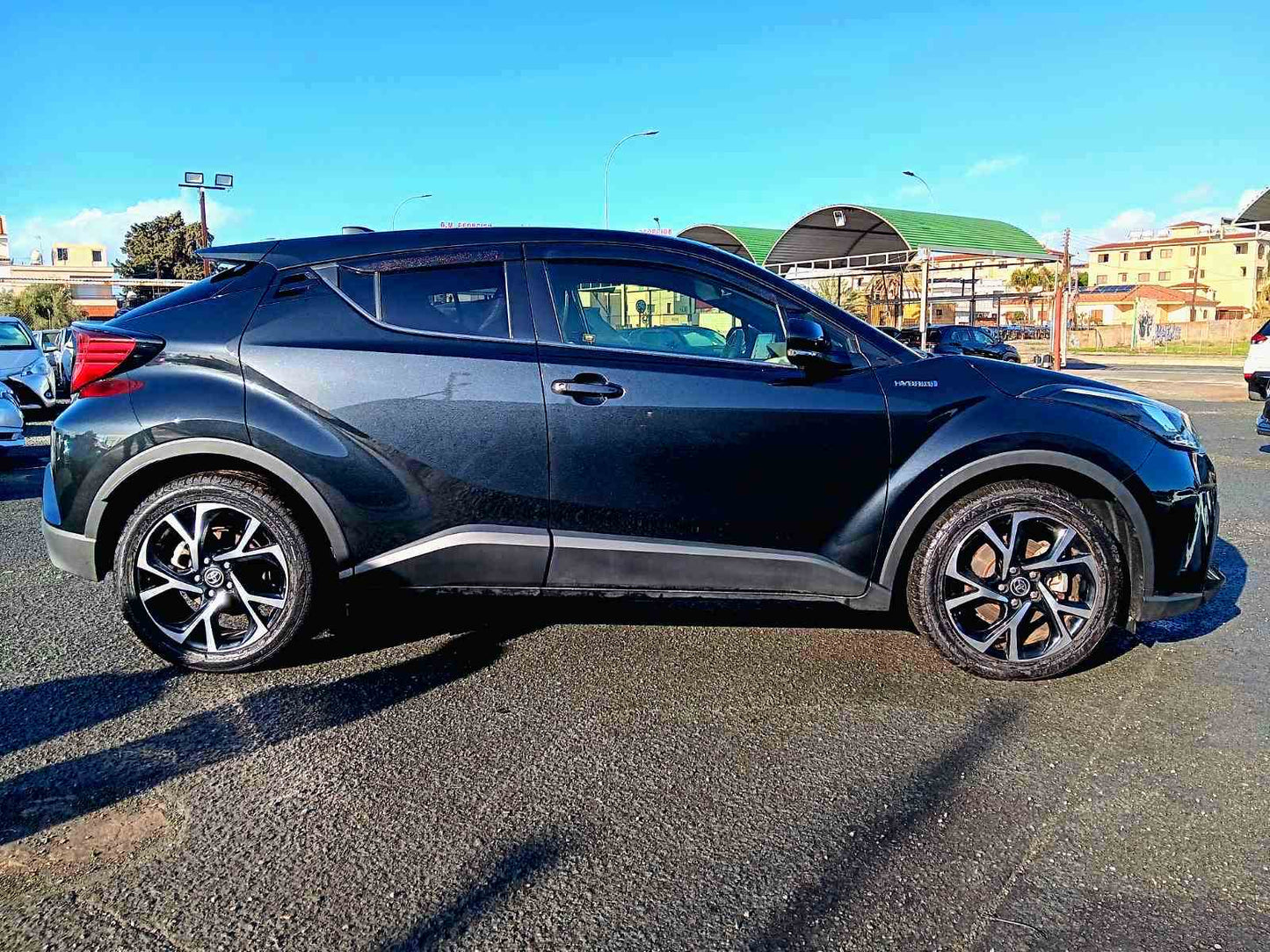 C-HR HYBRID 1.8L