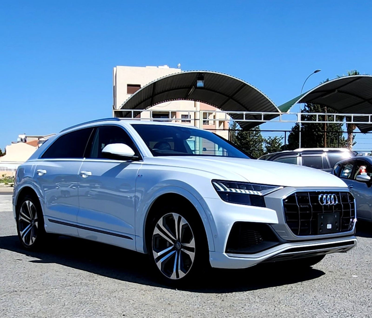 AUDI Q8 S-LINE QUATTRO 3.0L