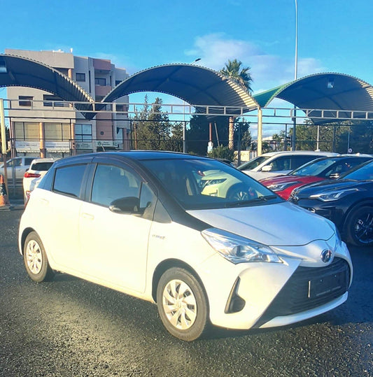 Vitz Hybrid, 1.5L