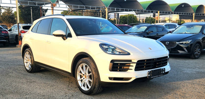 Cayenne (PANORAMIC ROOF) 3.0L
