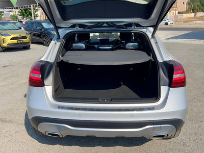 Mercedes Benz GLA AMG 4matic  2.0L