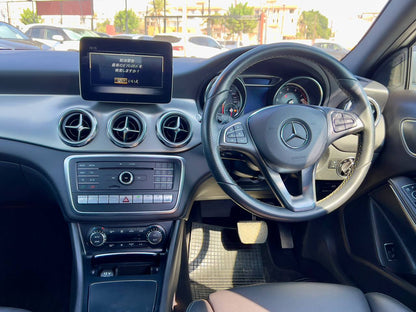 Mercedes Benz GLA AMG 4matic  2.0L