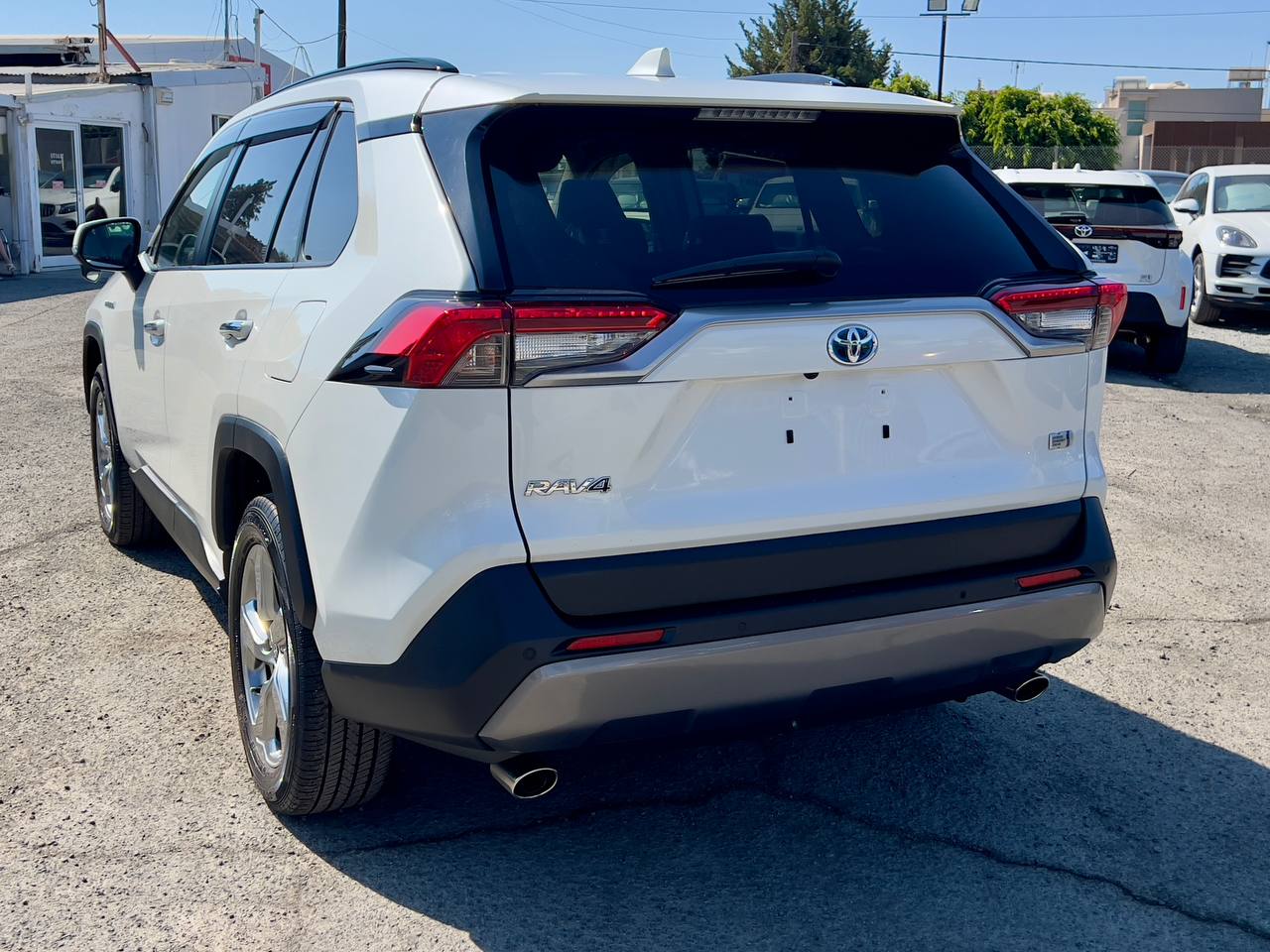 Toyota Rav 4 HYBRID 2,5L