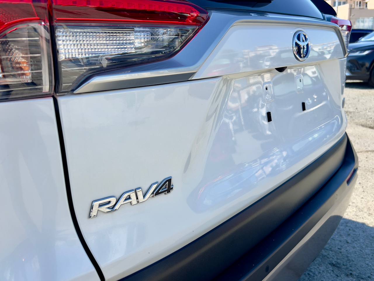 Toyota Rav 4 HYBRID 2,5L