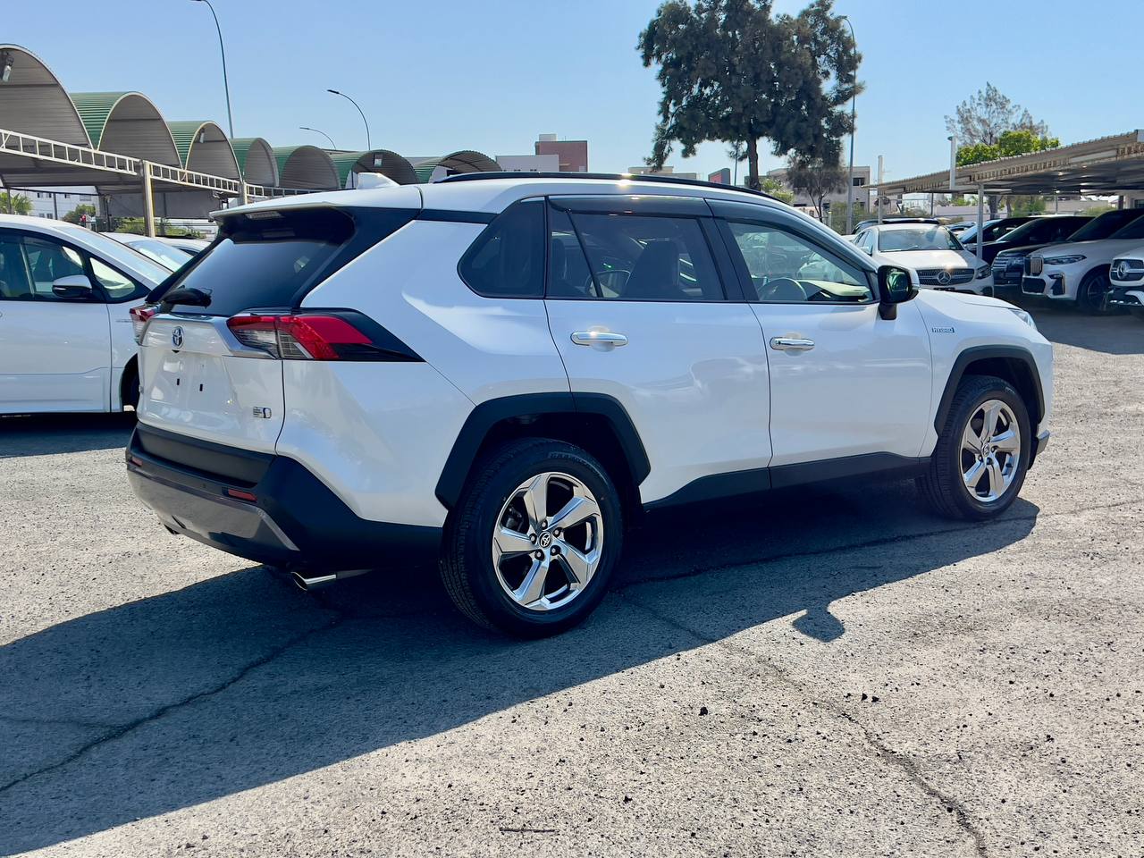 Toyota Rav 4 HYBRID 2,5L