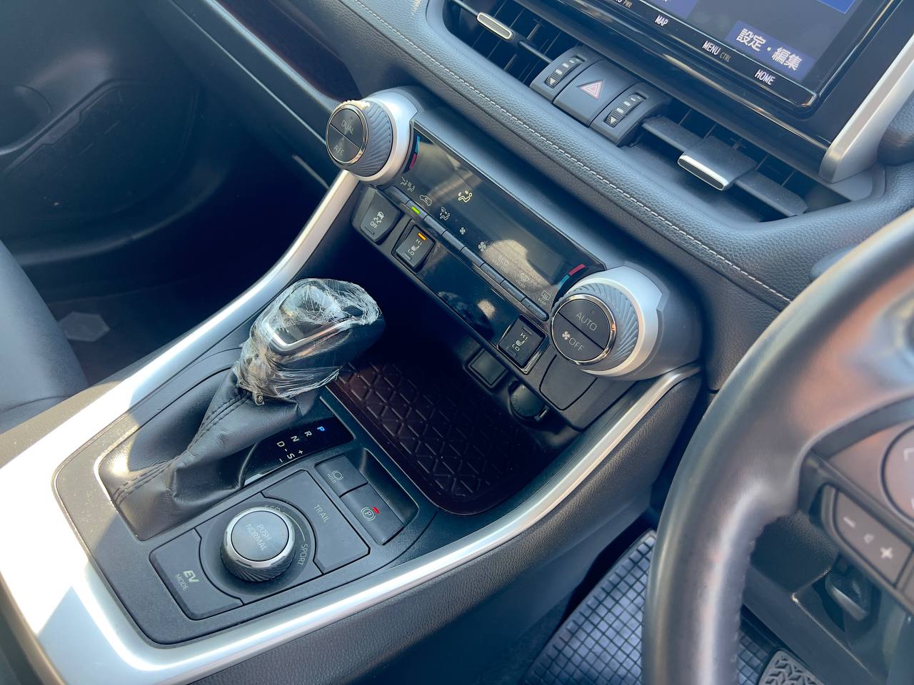 Toyota Rav 4 HYBRID 2,5L